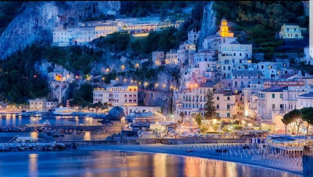 Casa Bianca Amore Amalfi Italy